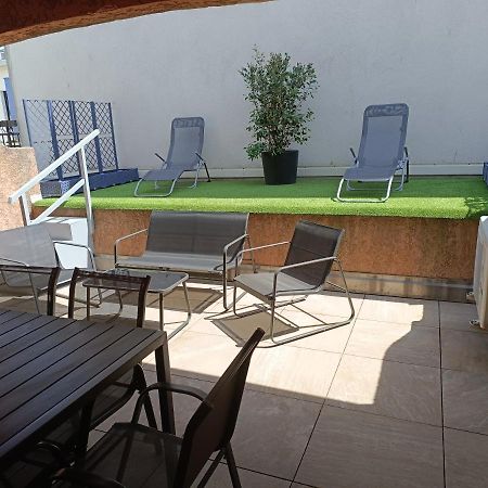 Appartement A 50 Metres De La Plage Fréjus Eksteriør billede